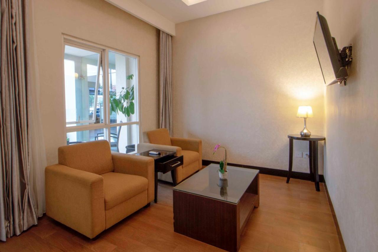 Solaris Hotel Маланг Екстериор снимка